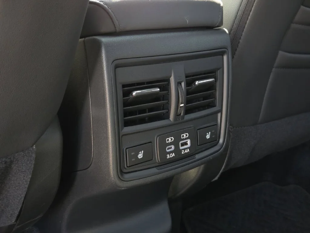2026 Subaru Outback Limited - Photo 16