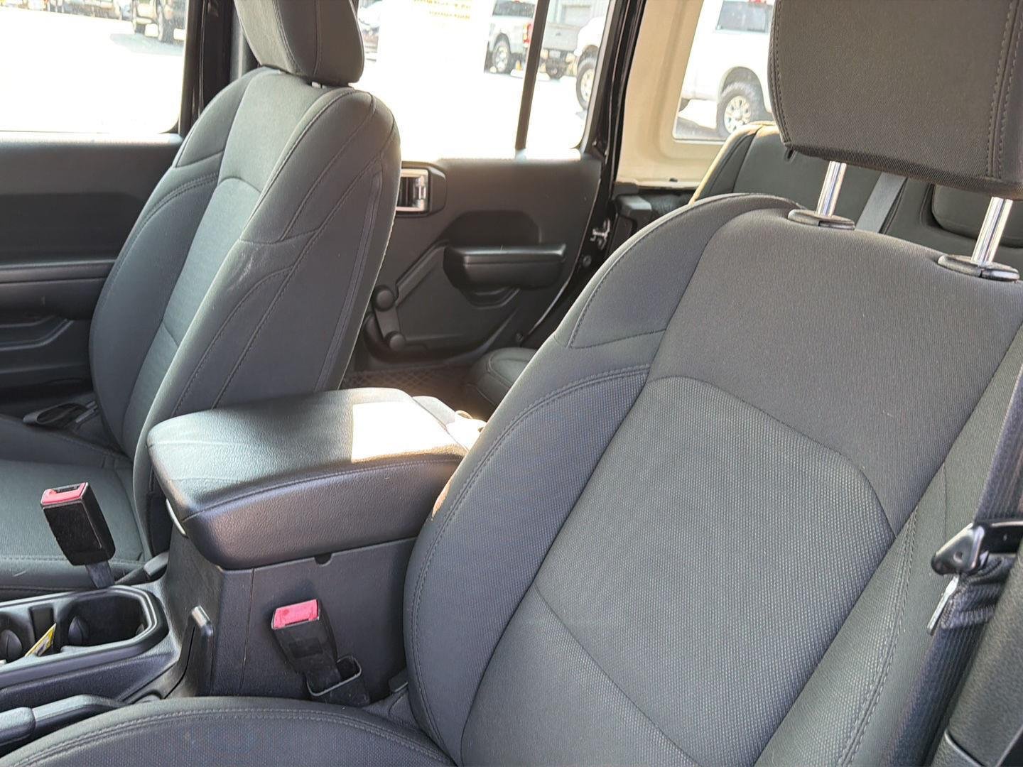 Used 2020 Black Clearcoat Jeep Sport image 26
