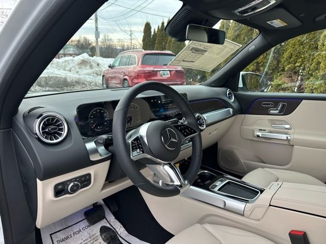 New 2026 Polar White Mercedes-Benz GLB 250 image 14