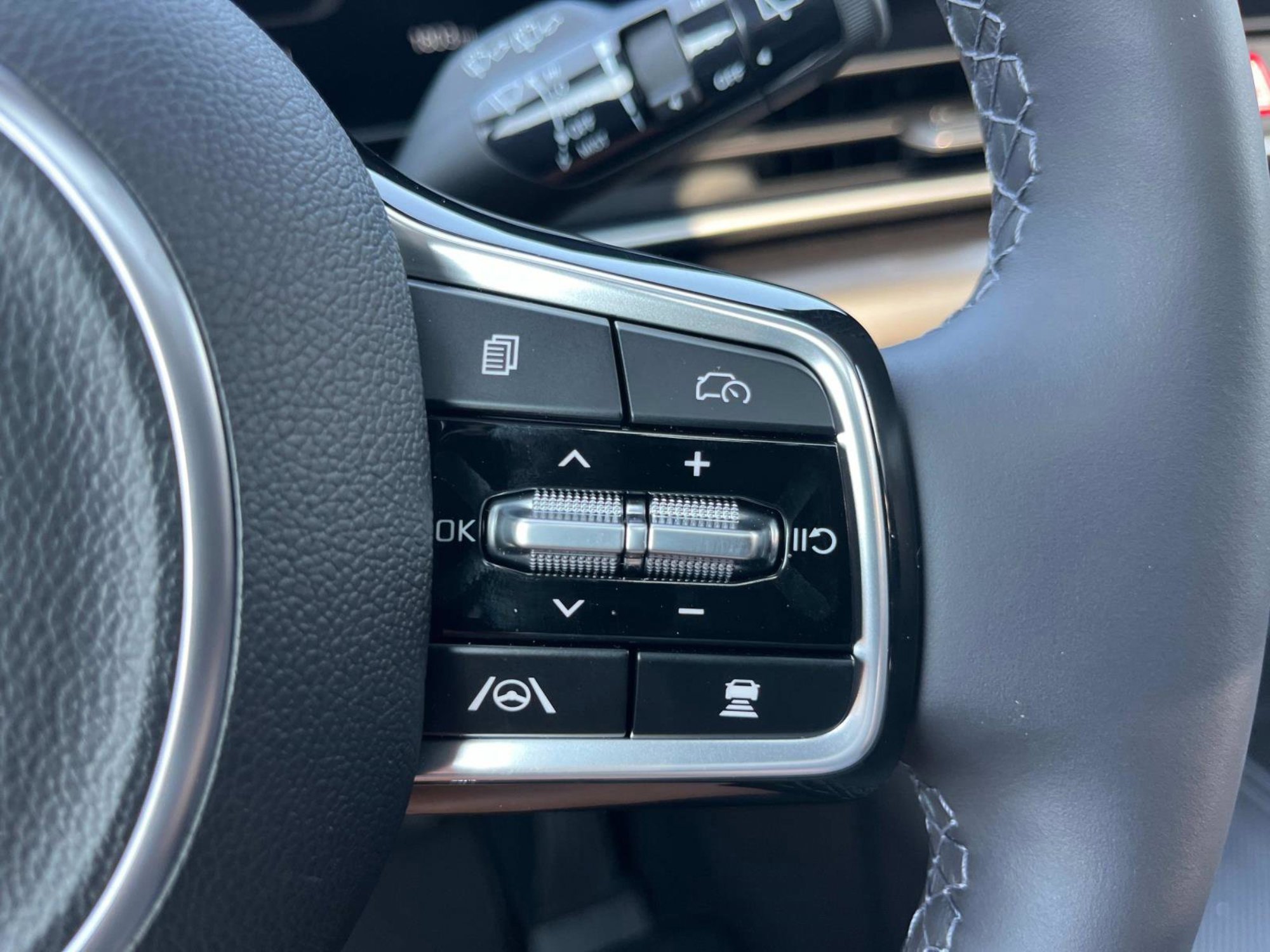 2026 Kia Carnival SX Prestige - Photo 23