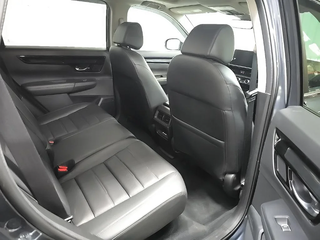 Used 2024 Gray Honda EX-L image 18