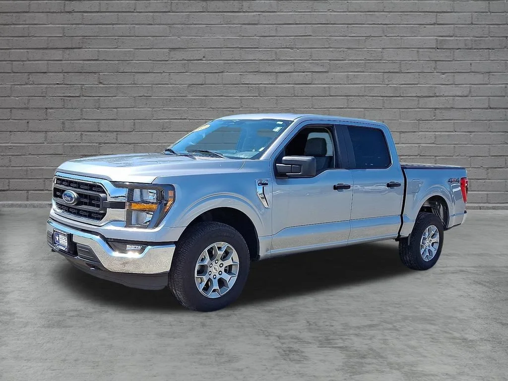 Used 2023 Silver Ford XLT image 6