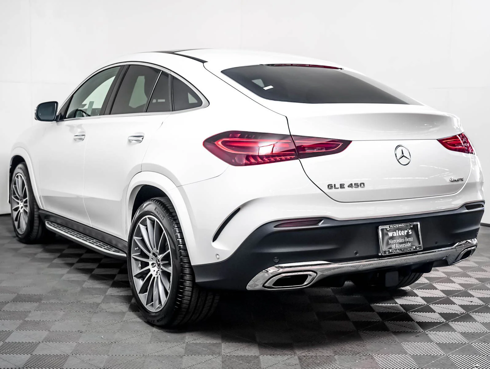 New 2026 Polar White Mercedes-Benz AMG® 4MATIC image 2