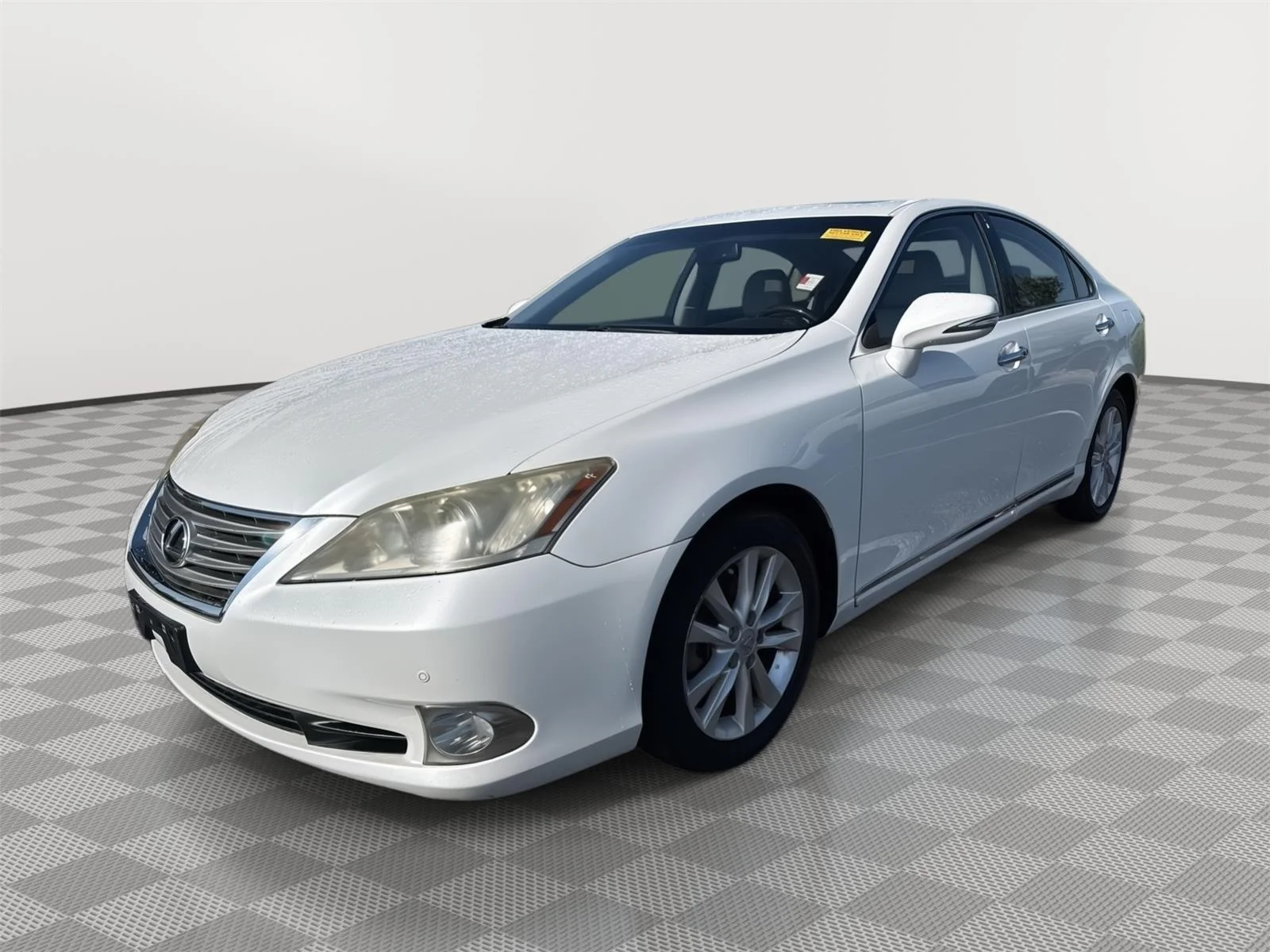 Used 2012 Starfire Pearl Lexus Base image 9