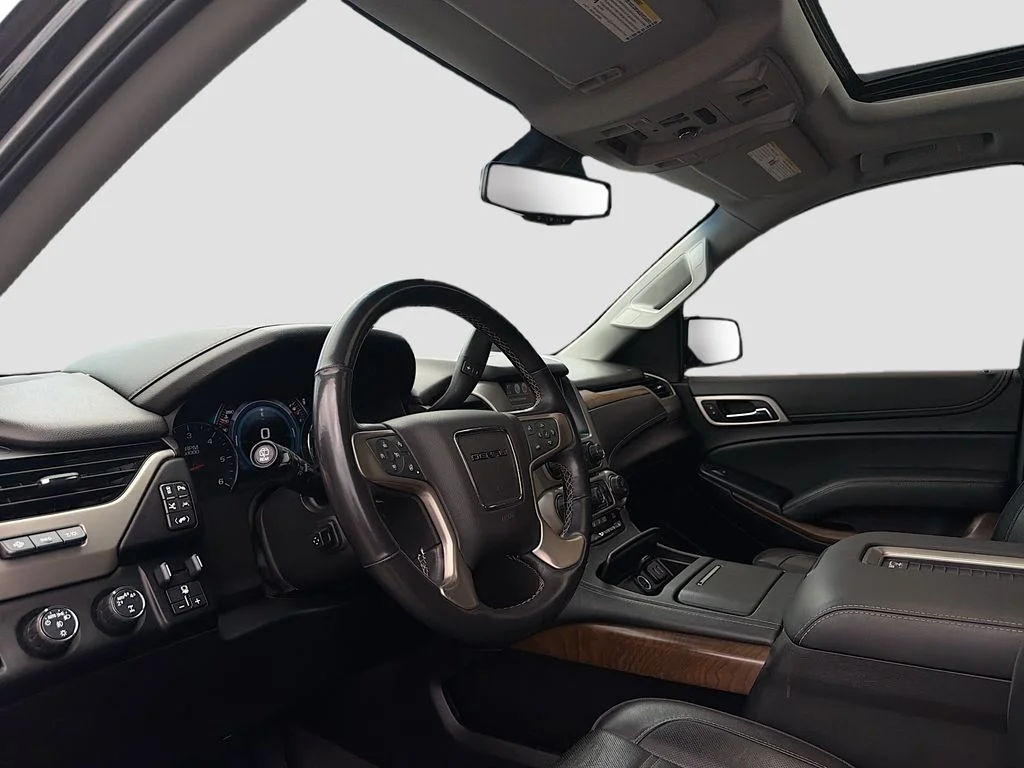 Used 2019 Onyx Black GMC Denali image 9