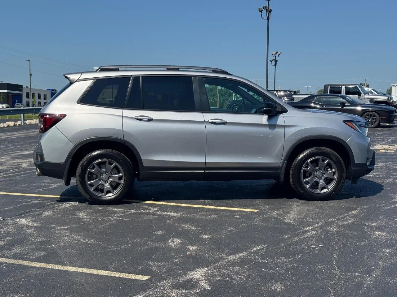 Certified Used 2024 Lunar Silver Metallic Honda AWD TRAILSPORT image 3