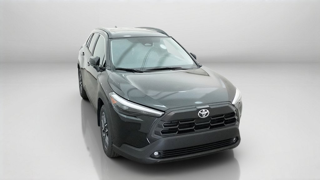 New 2026 Jet Black Toyota XLE image 30