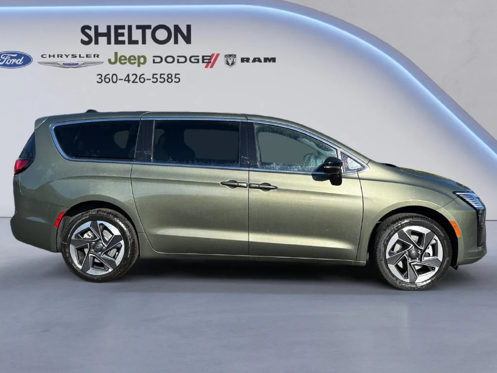 New 2027 Green Chrysler Limited image 6