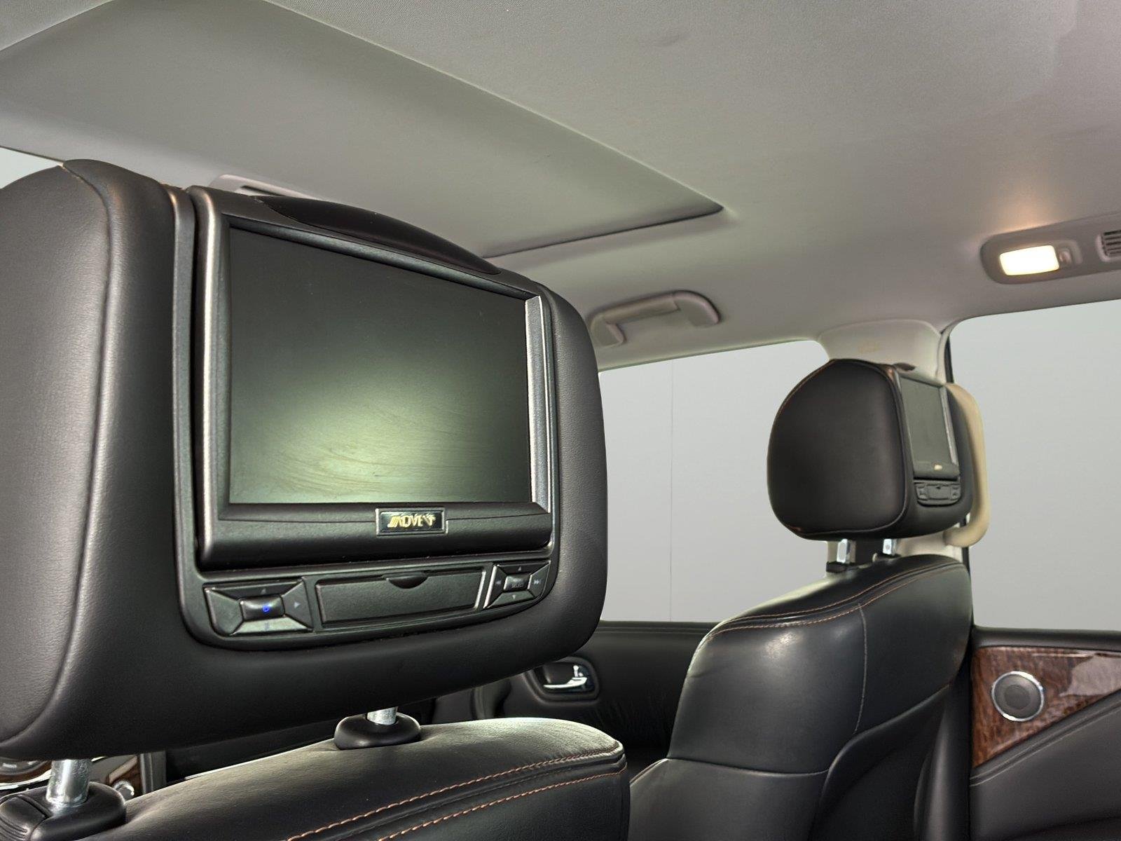 Used 2019 Brilliant Silver Metallic Nissan SL image 41
