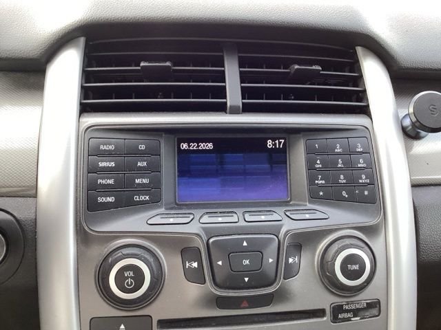 Used 2014  Ford SEL image 28