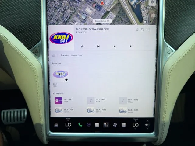 Used 2018  Tesla P100D image 13