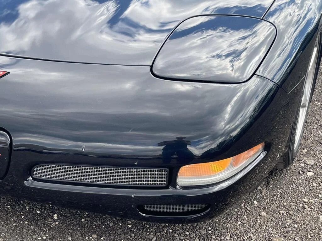 Used 2000 Black Chevrolet  image 12