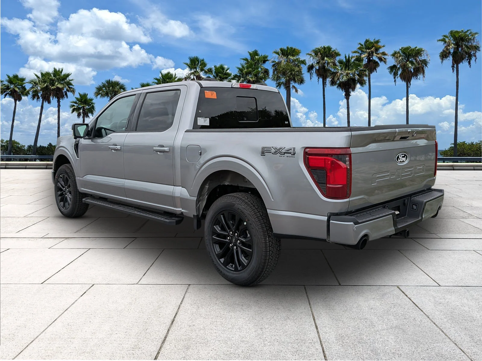 New 2026 Iconic Silver Metallic Ford XLT image 5