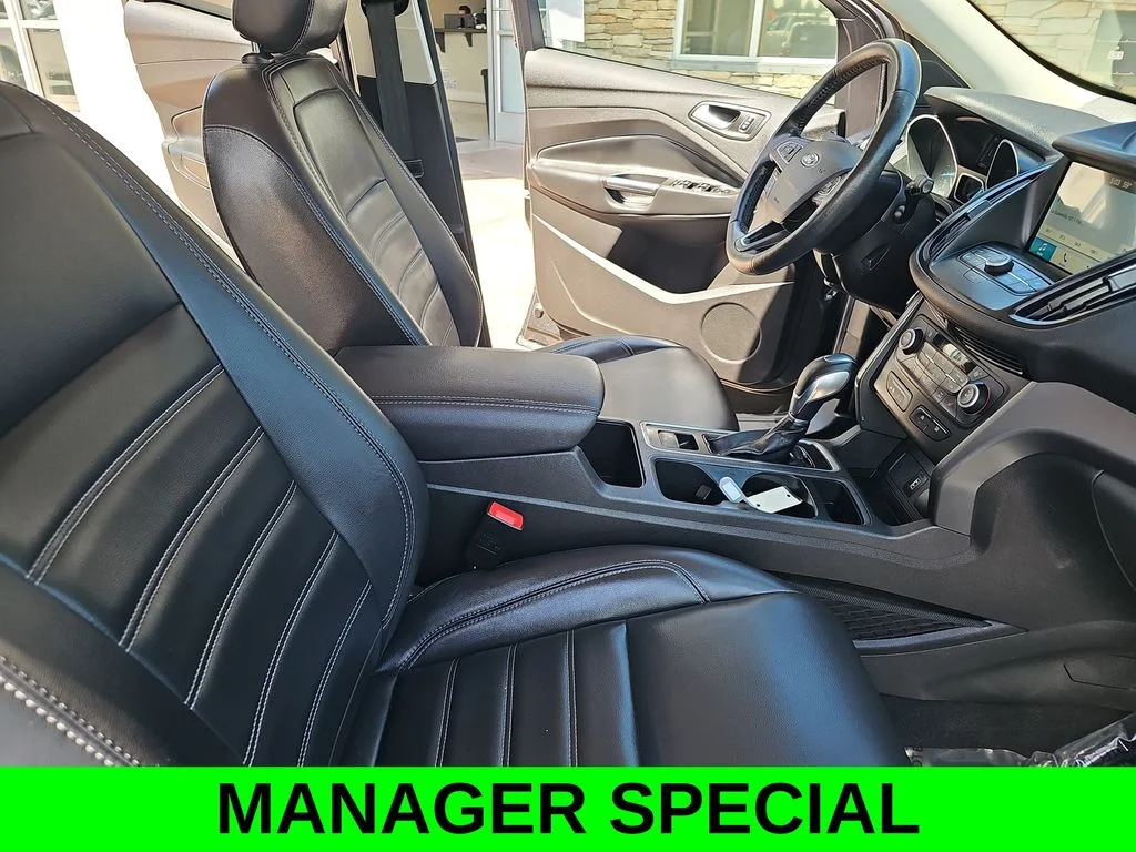 Used 2019 Gray Ford SEL image 10