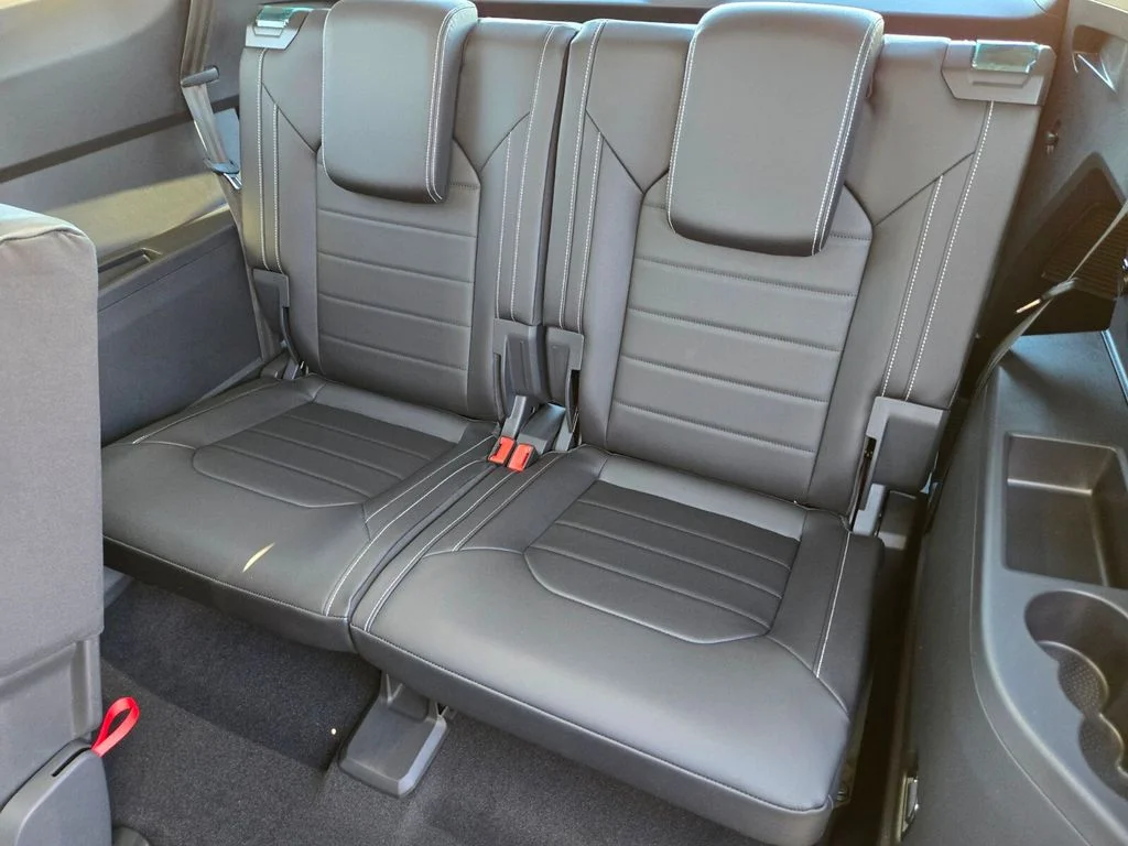 New 2026 Silver Volkswagen 2.0T SEL image 8