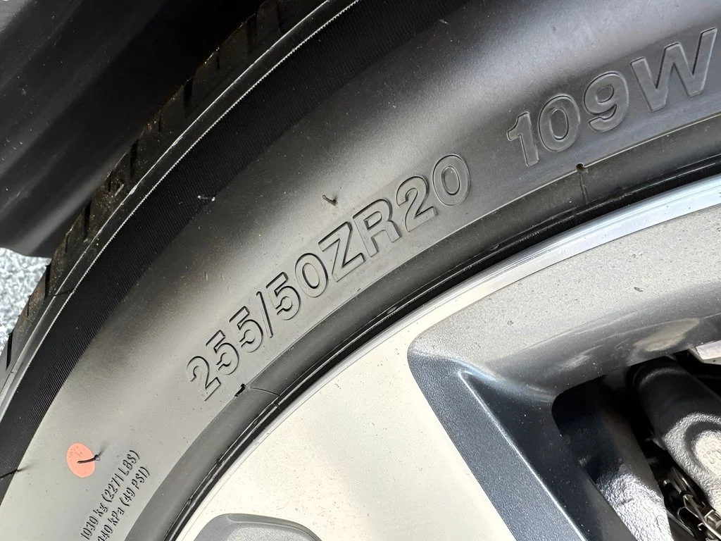 Used 2025  Honda Touring image 37