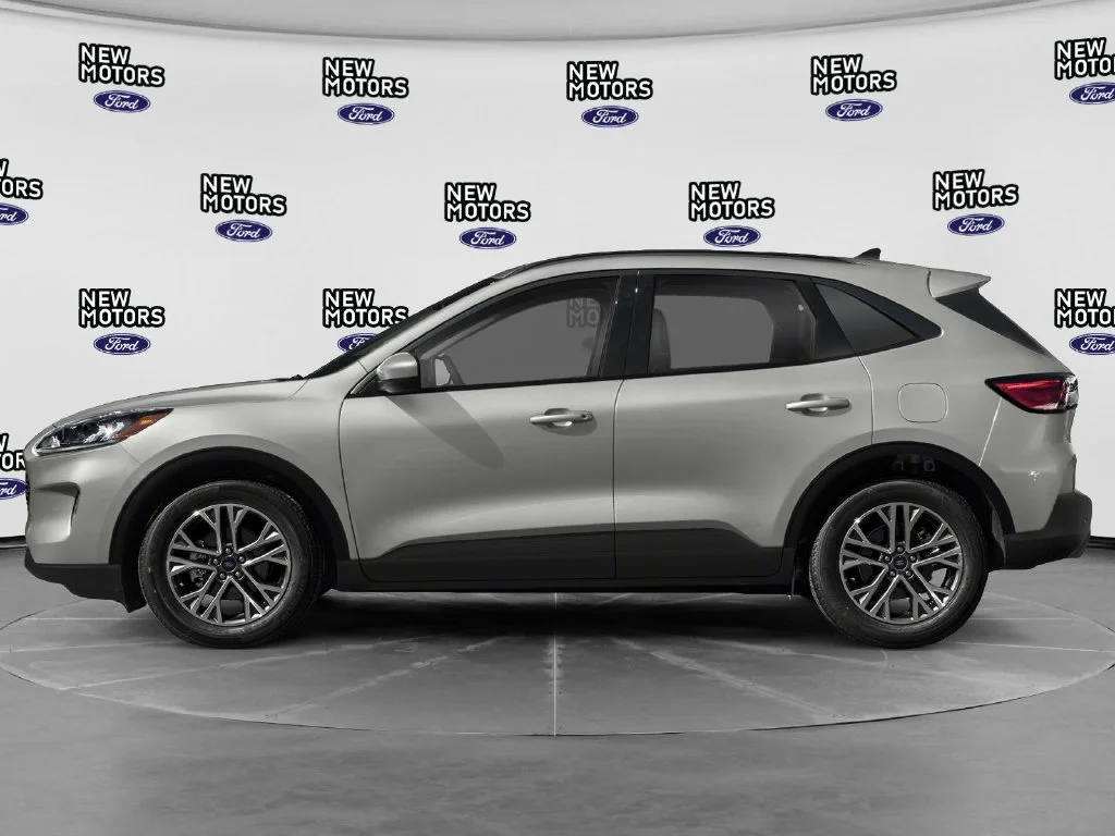 Used 2021 Silver Metallic Ford SEL image 3