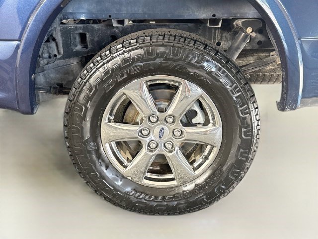 Used 2020 Blue Jeans Metallic Ford LARIAT image 33