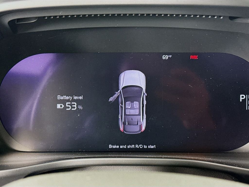 Used 2023 White Volvo Twin Plus image 13