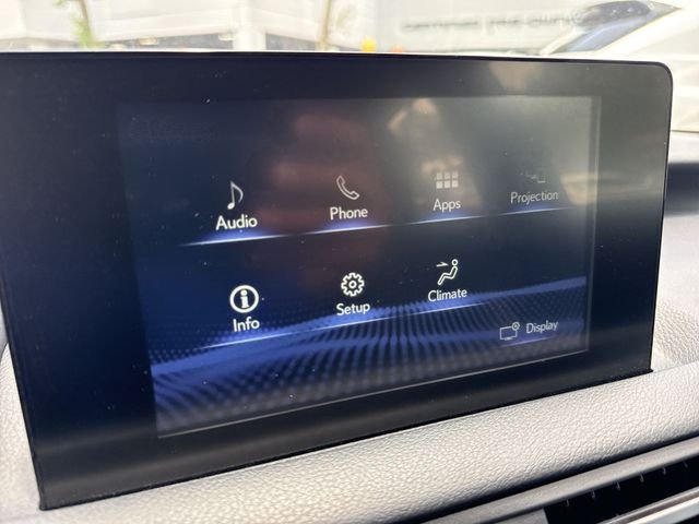 2023 Lexus IS 350 F SPORT - Photo 18