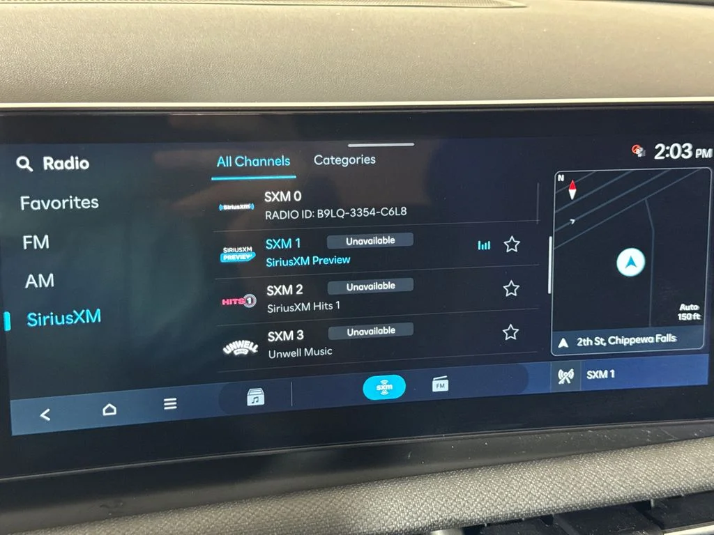 Used 2025 Gray Hyundai SEL Convenience image 21