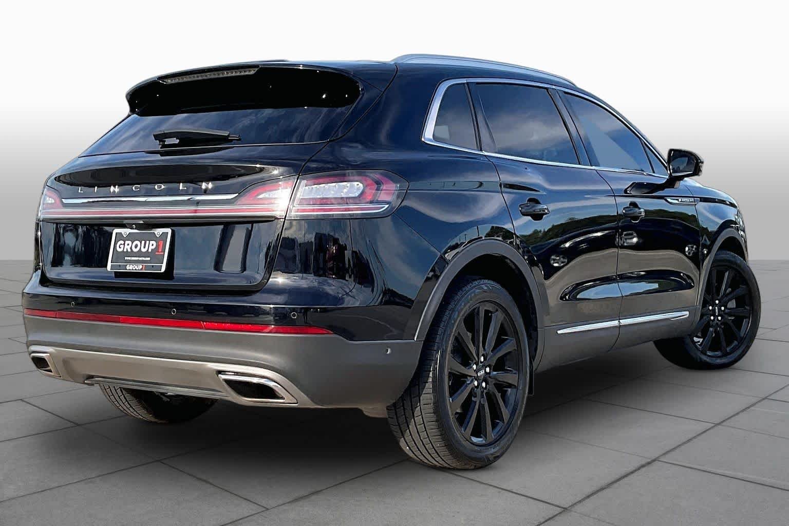 Used 2021 Infinite Black Lincoln Reserve image 13