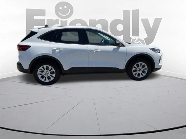 Used 2025 Oxford White Ford Active image 12
