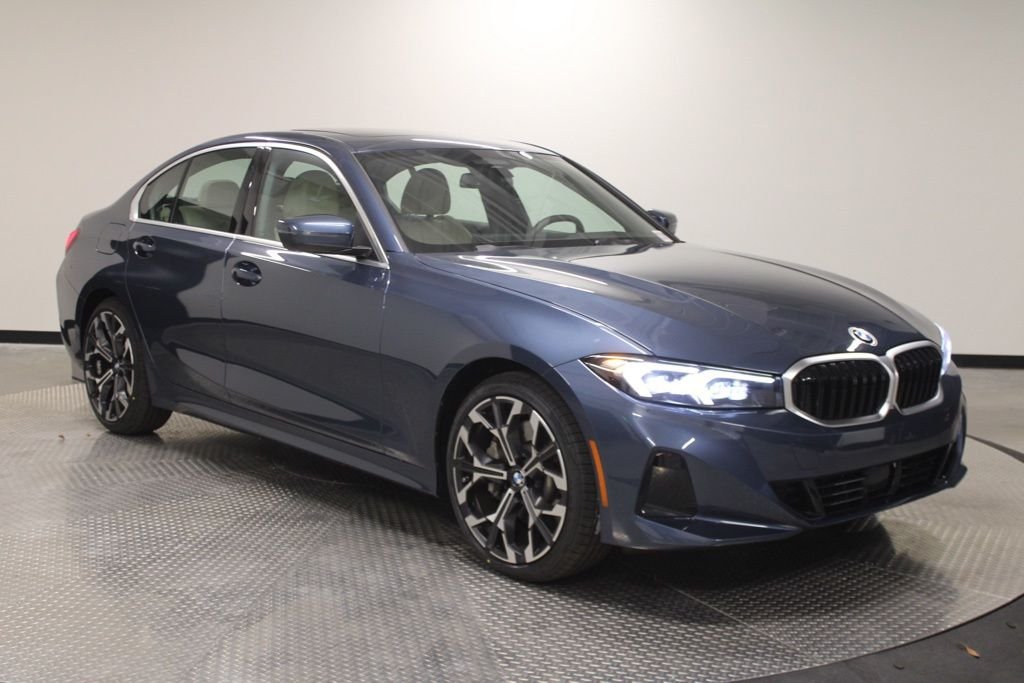 Used 2025 Blue BMW 330i image 9