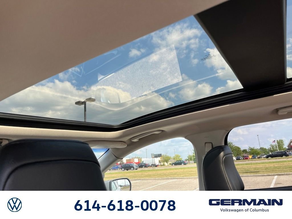Used 2020 Silver Ford SEL image 20