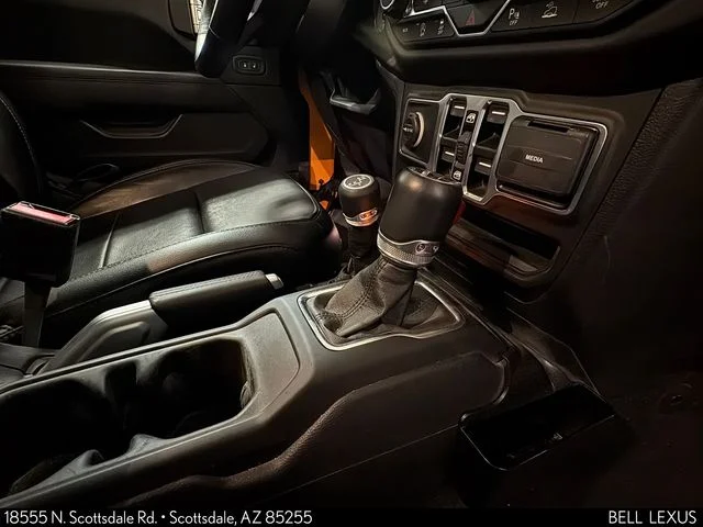 Used 2021 Yellow Jeep Unlimited Sahara Altitude image 30