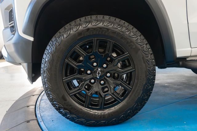 Used 2026 White Chevrolet Trail Boss image 2