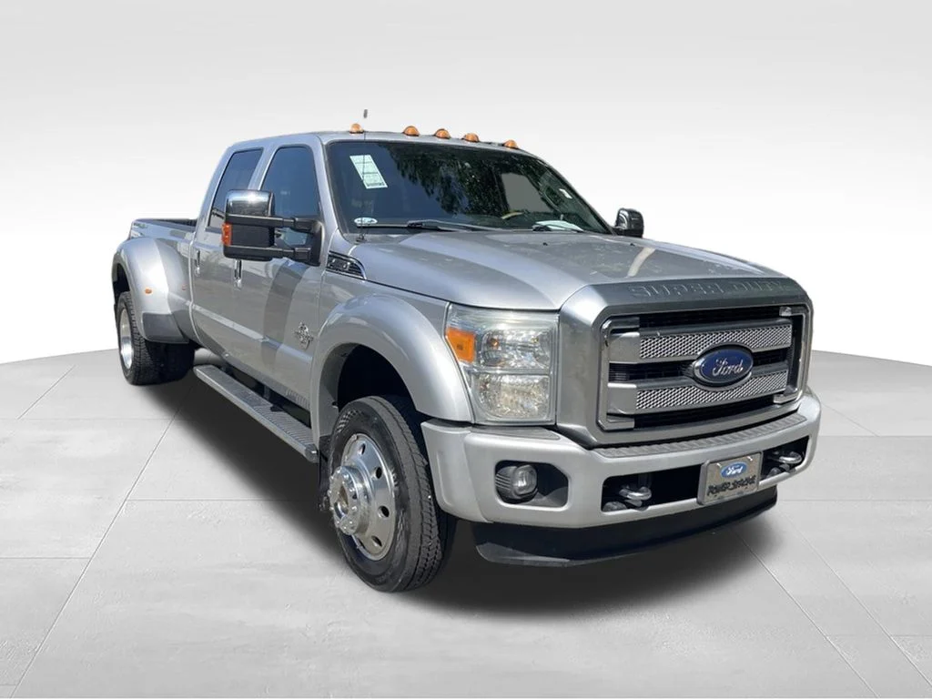 Used 2016 Silver Ford Platinum image 6