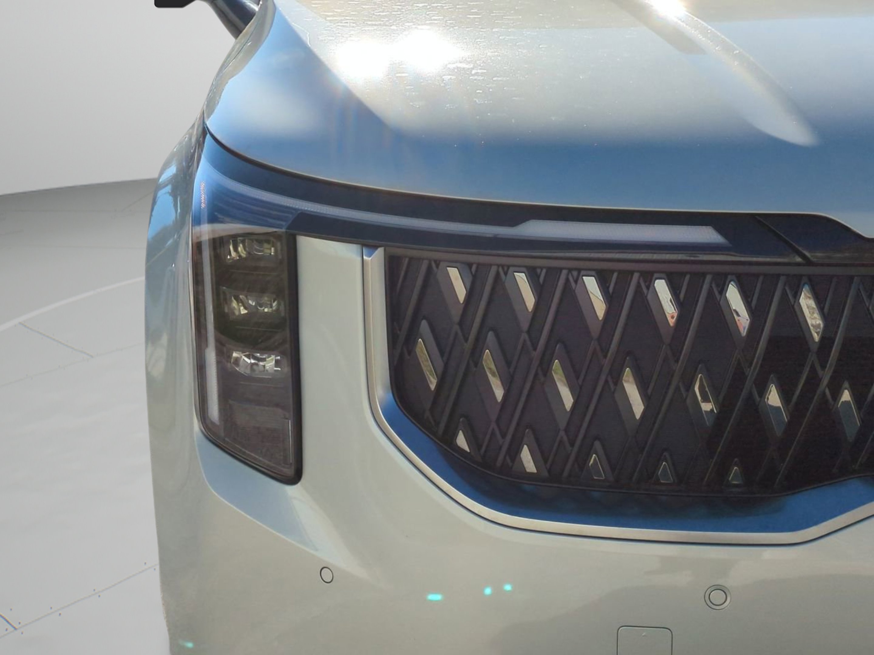 New 2026 Ivory Silver Kia EX image 11