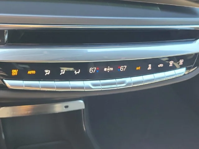2024 Cadillac LYRIQ Tech - Photo 32