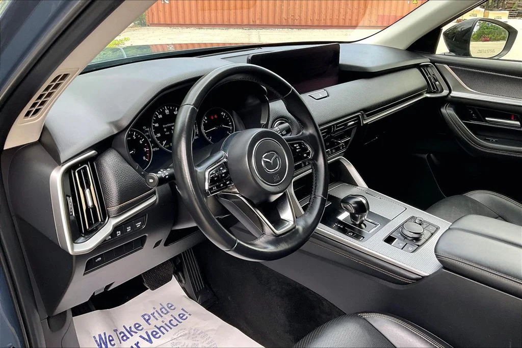 Used 2025 Gray Mazda 3.3 Turbo Preferred image 14