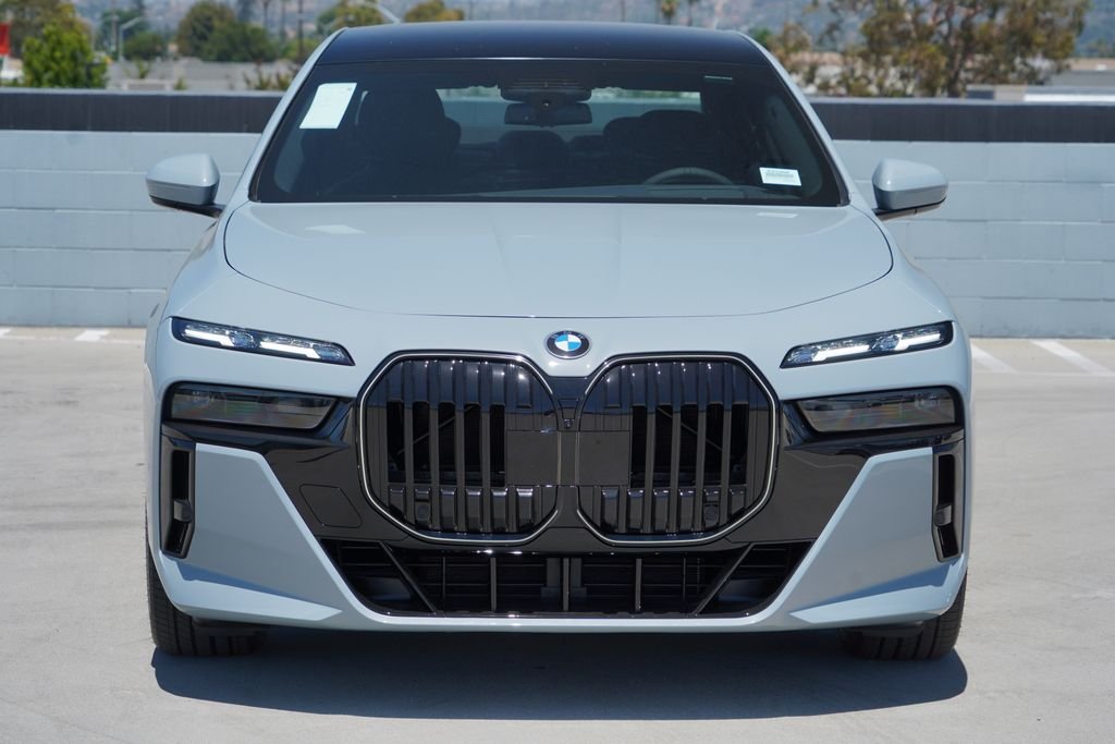 New 2026 Brooklyn Grey Metallic BMW 760i xDrive image 2