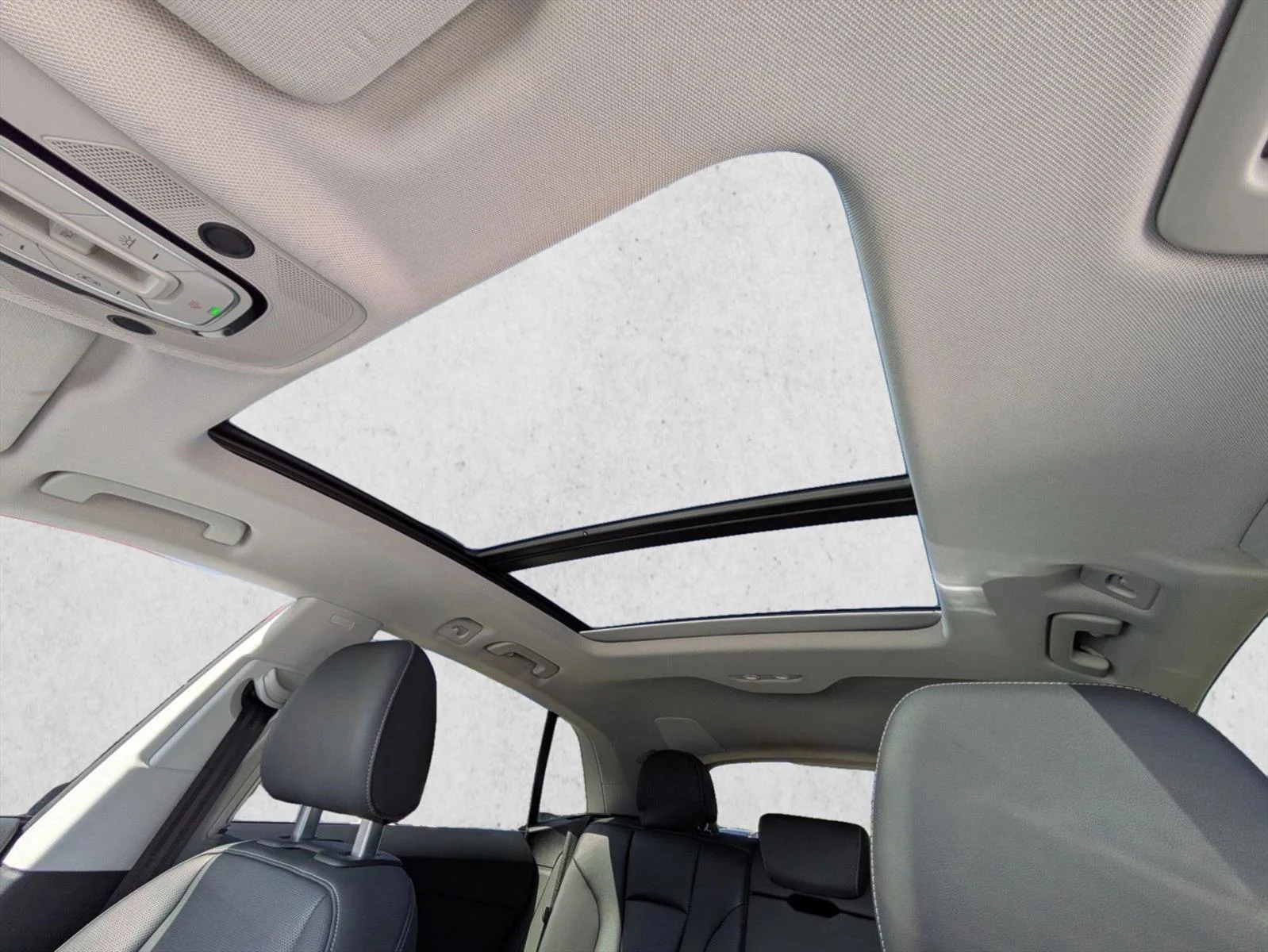 Used 2019 Silver Audi Premium Plus image 16