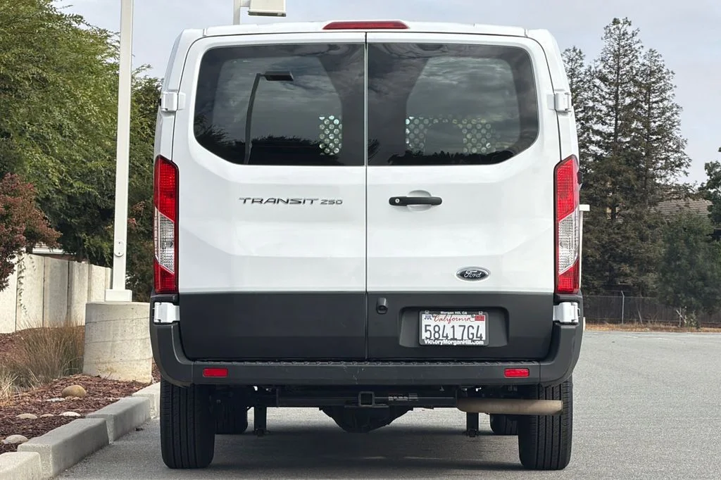 Used 2023 Oxford White Ford Base image 5