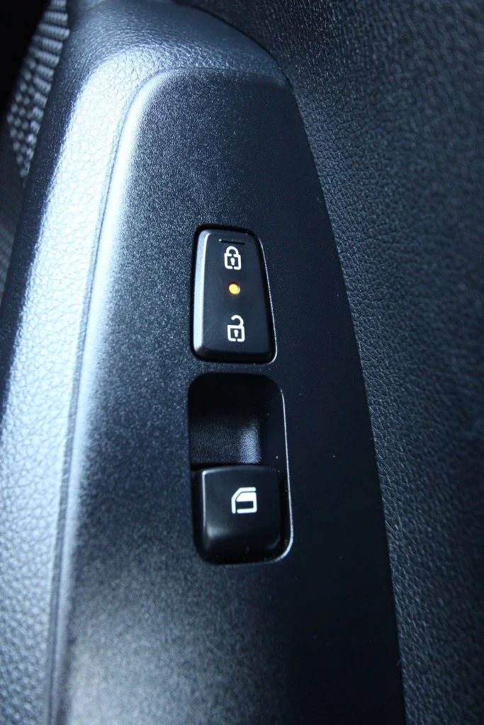 Used 2022 Neptune Blue Kia LX image 22