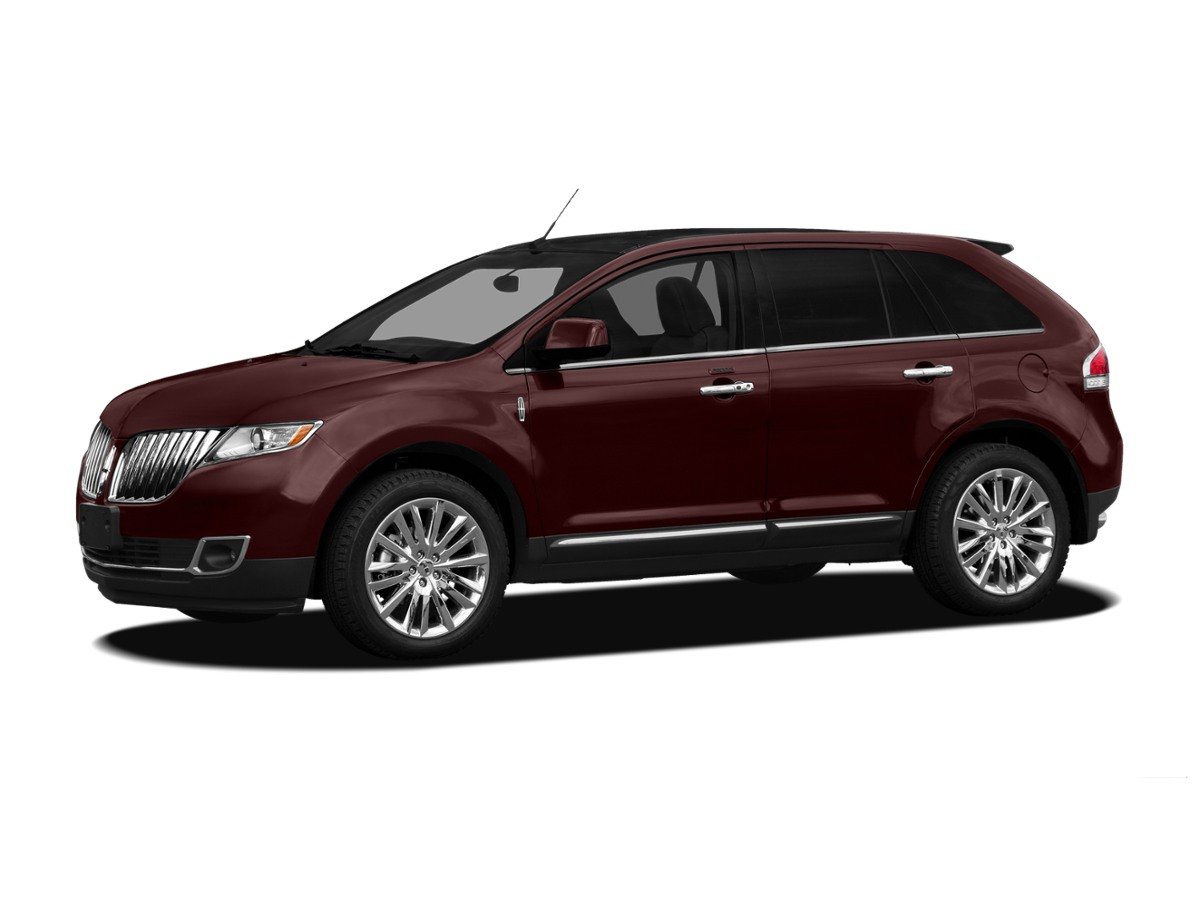 Used 2011 Black Lincoln Base image 1