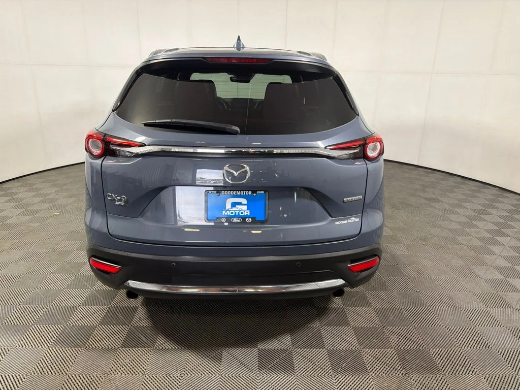 Certified Used 2023 Gray Metallic Mazda Carbon Edition image 6