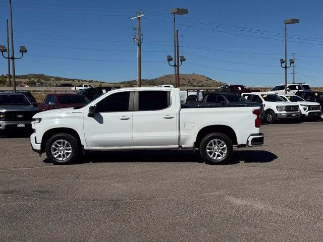 Certified Used 2022 SUMMIT WHITE Chevrolet RST image 2