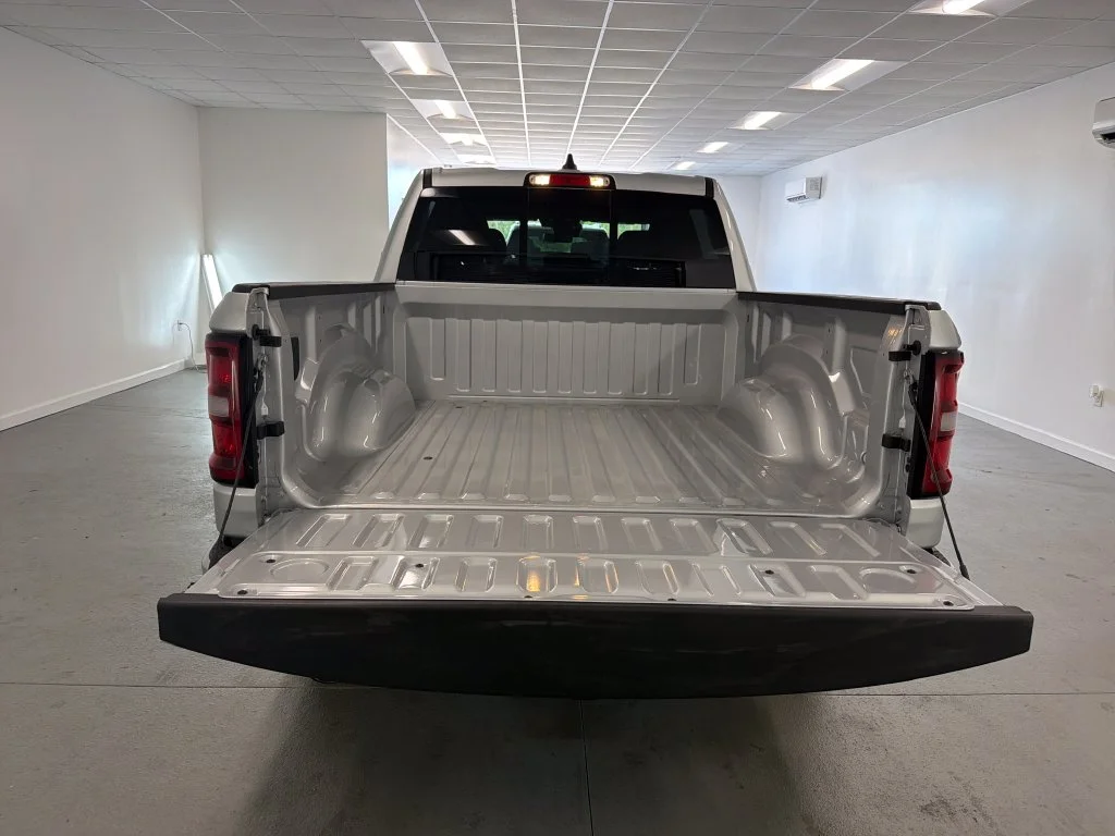 New 2027 Silver Ram Tradesman image 8