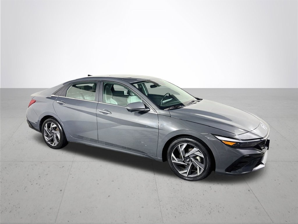 Used 2024 Gray Hyundai Limited image 4