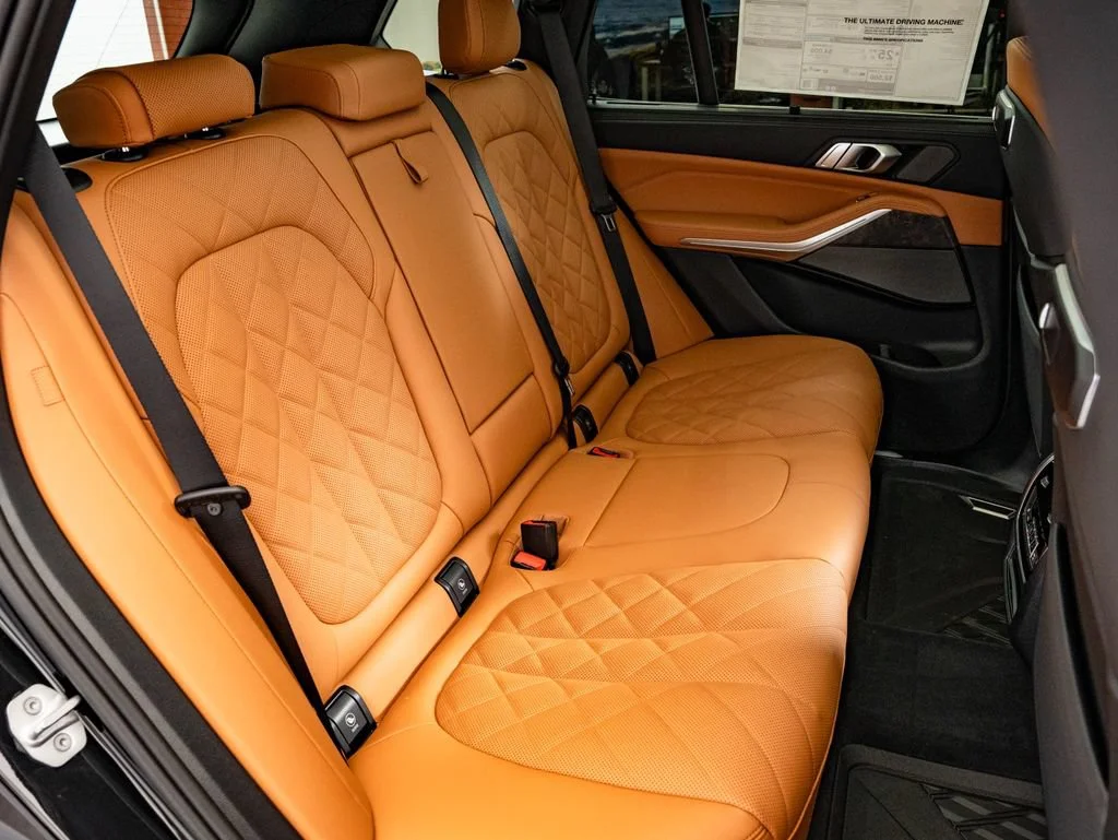 New 2026 Black Sapphire Metallic BMW xDrive40i image 45