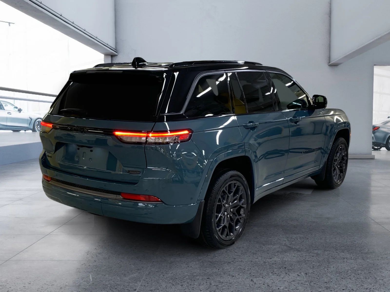 New 2026 STEEL BLUE Jeep Summit image 5