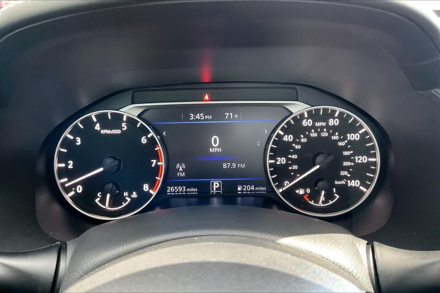 2025 Nissan Altima SR - Photo 26
