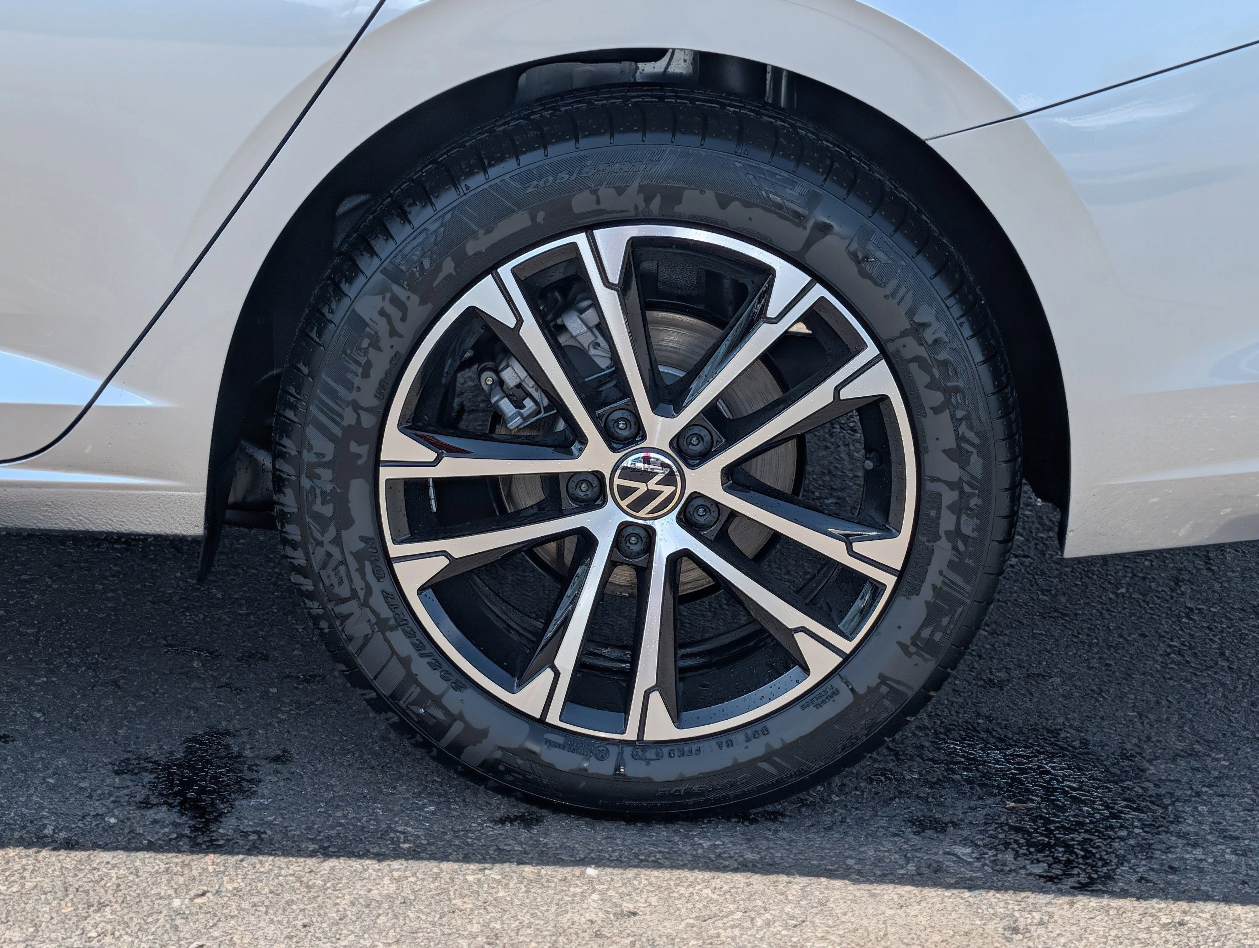 New 2026 Pyrite Silver Metallic Volkswagen Sport image 3