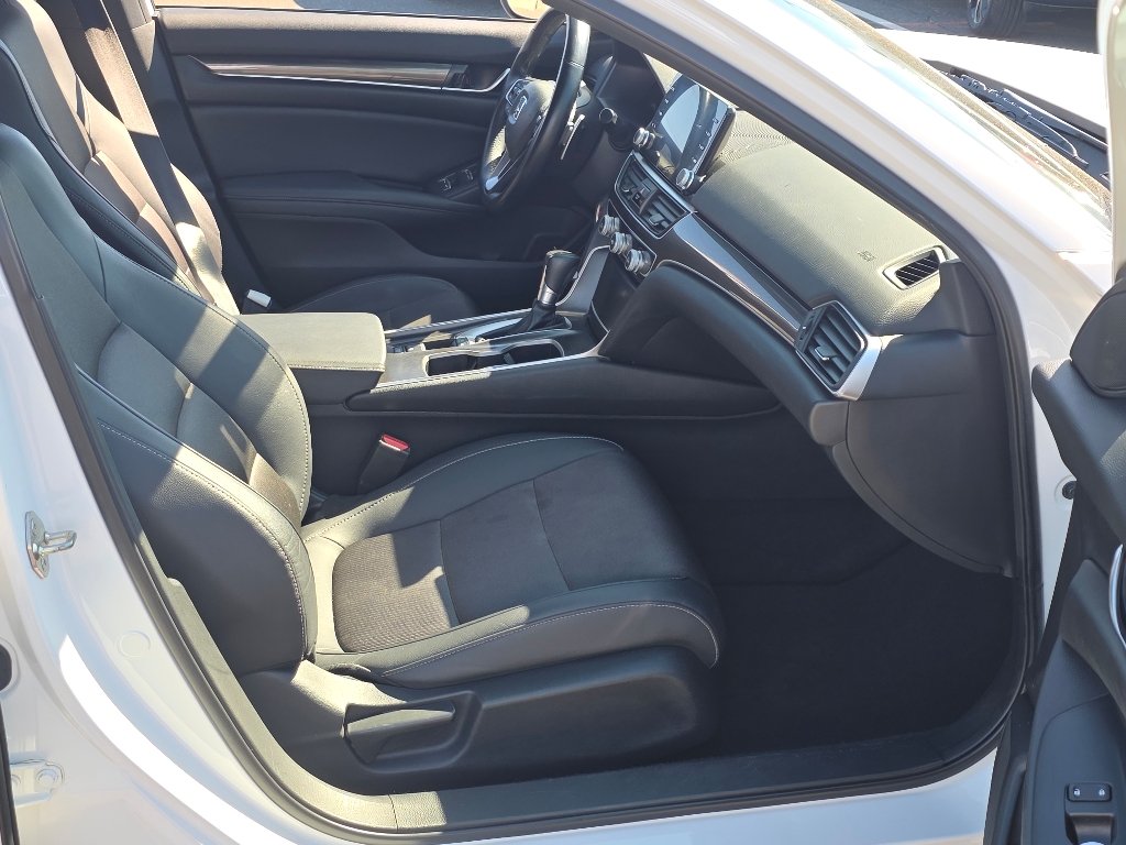 Used 2019 White Honda Sport image 22
