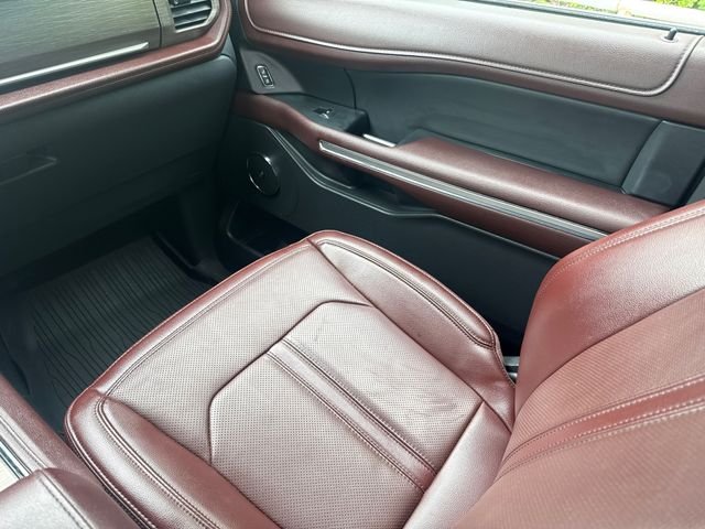 Used 2024 Silver Ford Limited image 15